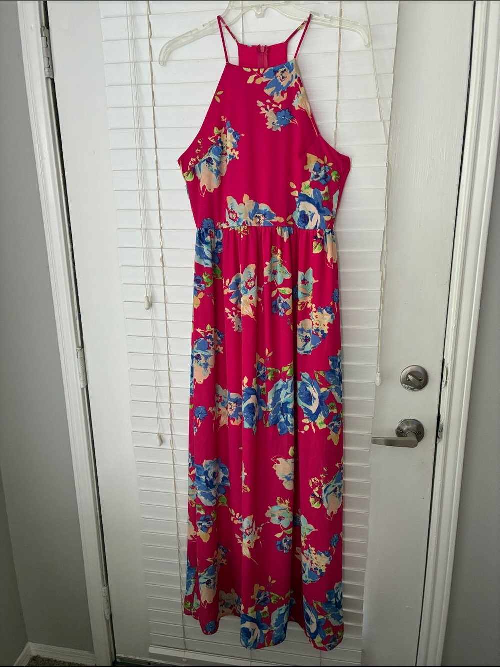 Everly  Maxi Dress Fuchsia Pink Floral Halter Style SZ S Like New!